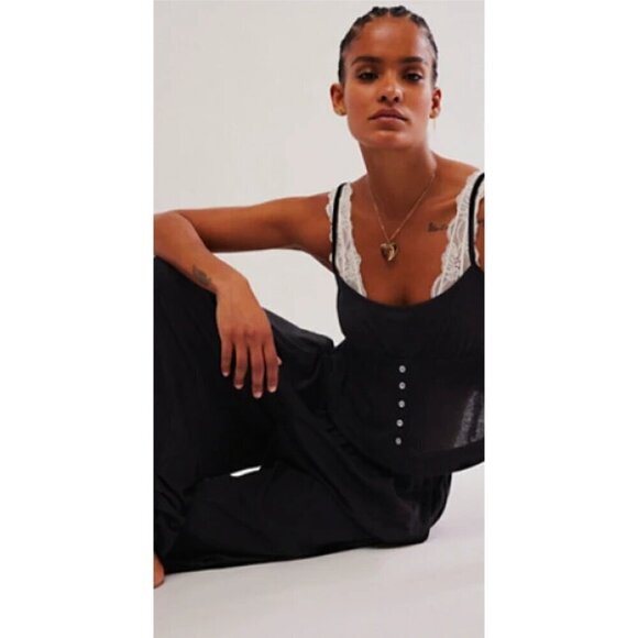FREE PEOPLE Cool Again Lounge Set in Black Size X-Small NWT - Picture 1 of 12